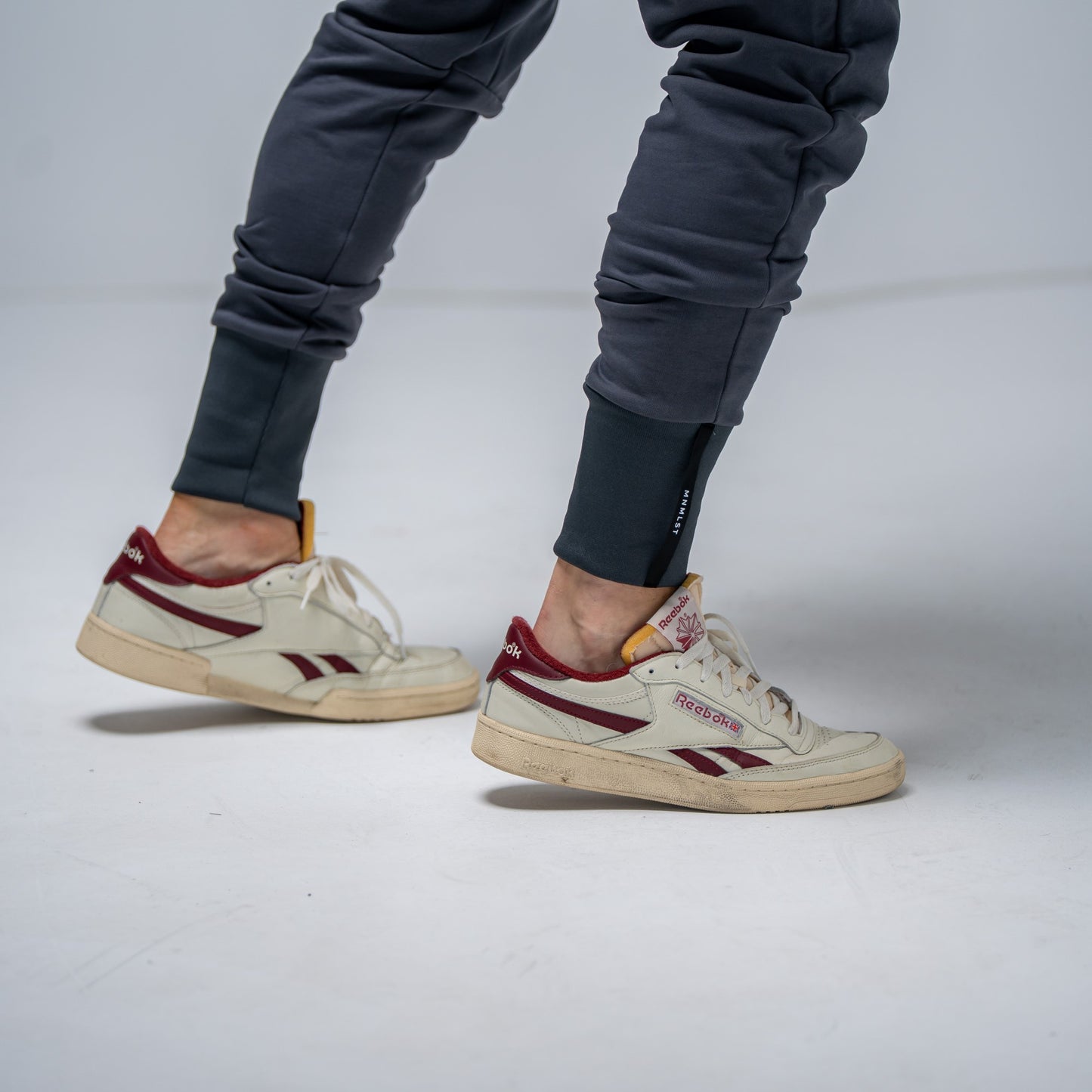 Element Jogger